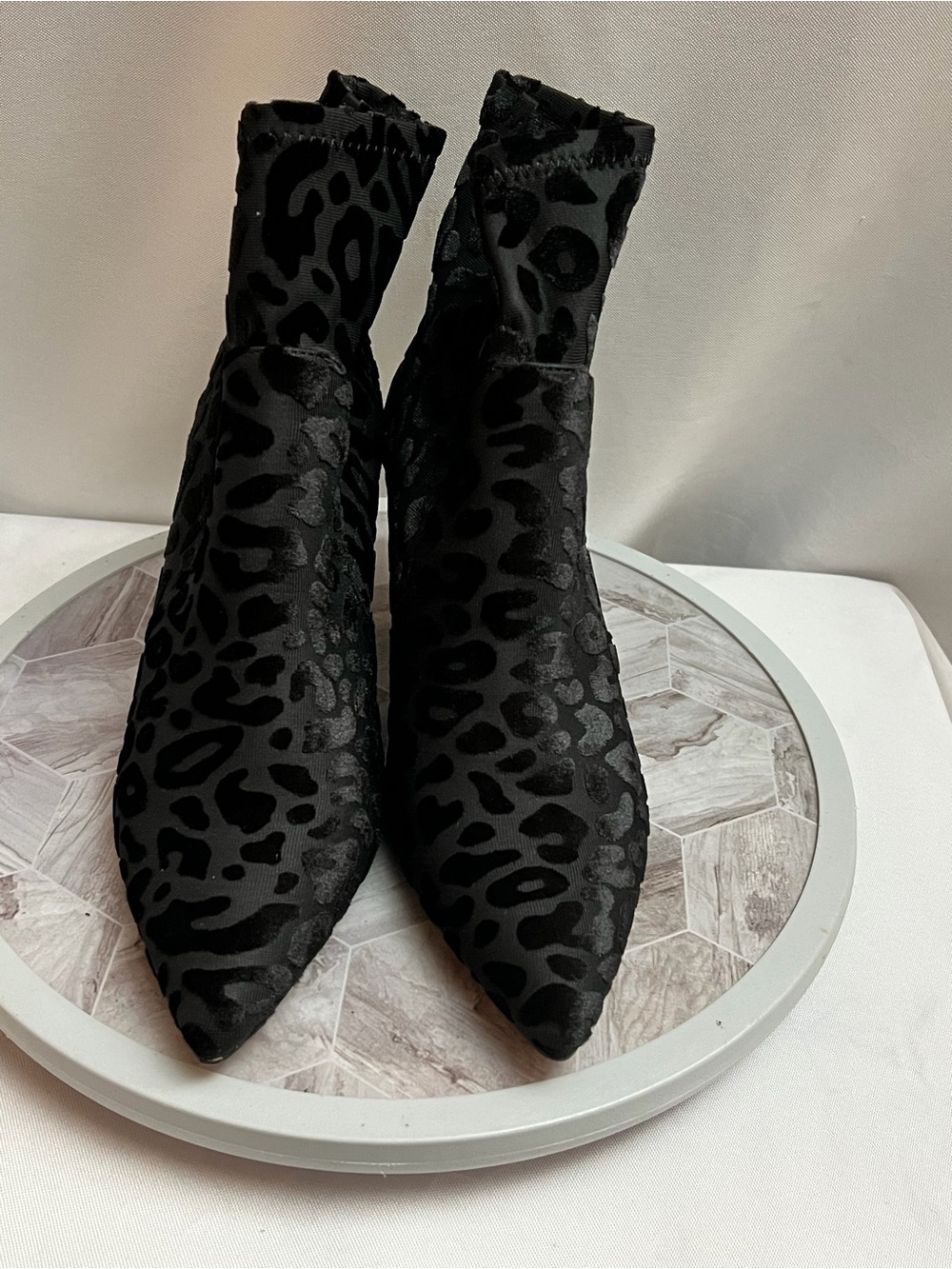 Charles David Arber Black Leopard Mesh Sock Booties Women’s Size 6.5M NIB